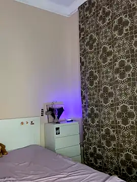 Snapshot of bigbabykiki chatting on 8, 11, 2025 bigbabykiki online show from 8, 11, 2025