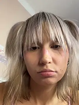 Snapshot of bigbabykiki chatting on 15, 11, 2025 bigbabykiki online show from 15, 11, 2025