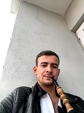 Snapshot of eddy355 chatting on 20, 11, 2025 eddy355 online show from 20, 11, 2025