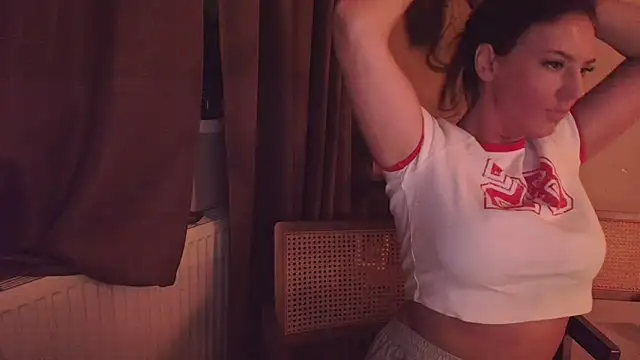 Nina24 online show from 27, 10, 2025