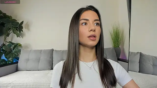 NicoleLuv online show from 4, 12, 2024