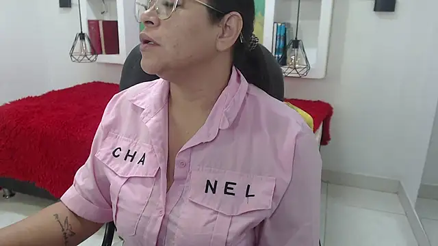sexy lady 0 online show from 29, 9, 2025