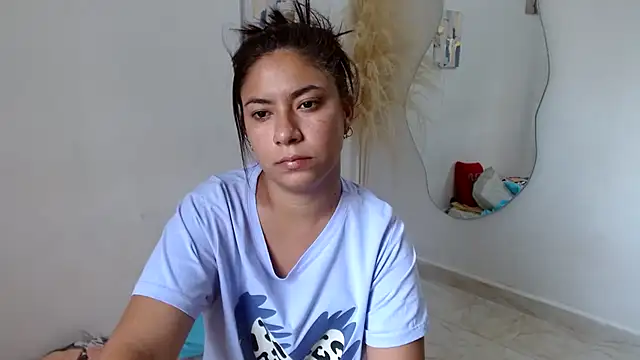 Mary Pompis online show from 23, 1, 2025