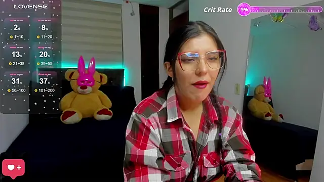 Snapshot of Luxxur69 chatting on 19, 9, 2025 Luxxur69 online show from 19, 9, 2025