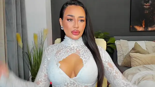 Sonia  Rey online show from 11, 11, 2025