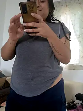 Snapshot of EmpaticBolillo chatting on 8, 10, 2025 EmpaticBolillo online show from 8, 10, 2025