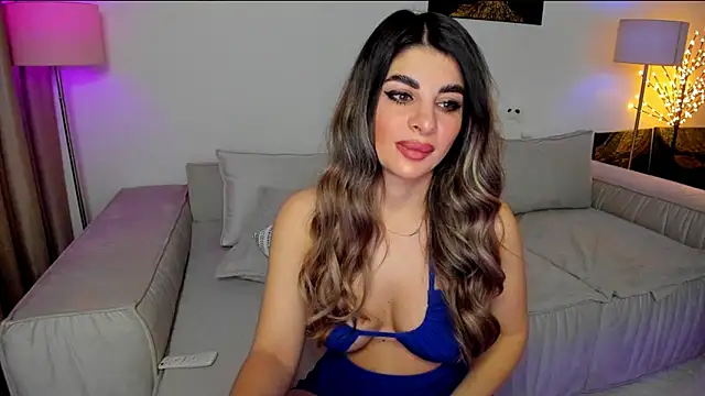 Queenofyouredreams online show from 7, 2, 2025