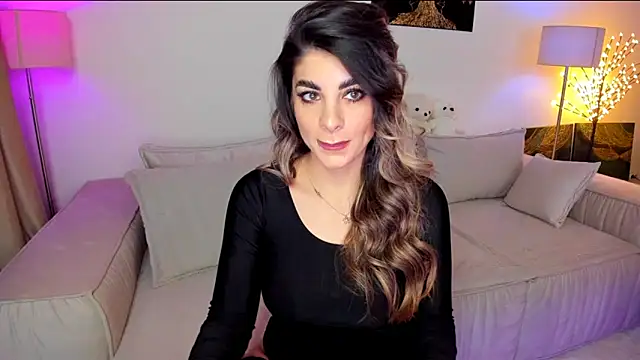 Queenofyouredreams online show from 23, 2, 2025