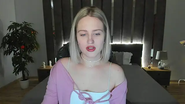  Sarah Soul  online show from 23, 12, 2024