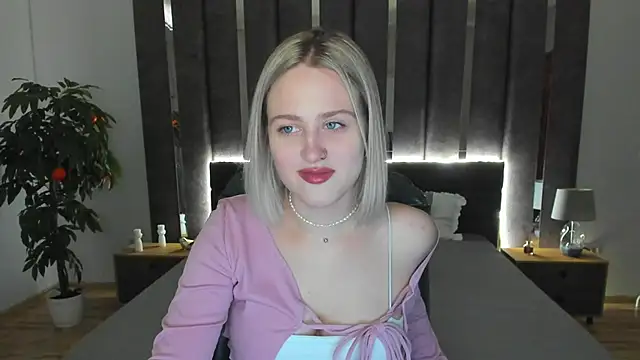  Sarah Soul  online show from 23, 12, 2024