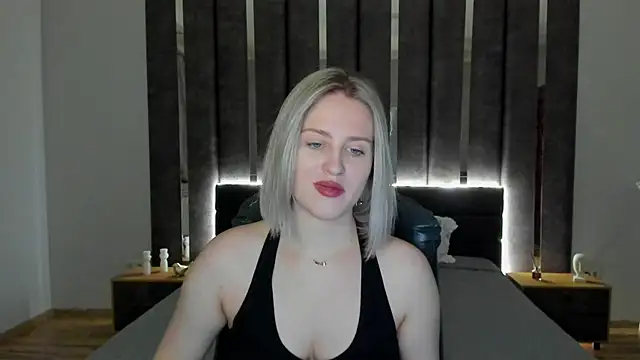  Sarah Soul  online show from 2, 1, 2025