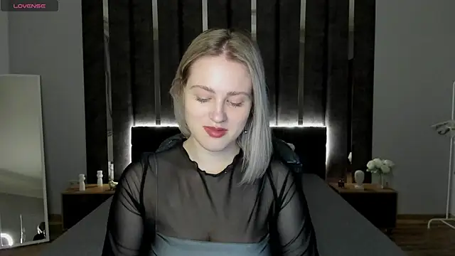  Sarah Soul  online show from 13, 2, 2025