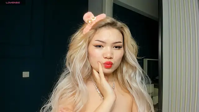 Xiao Mei  online show from 11, 12, 2024