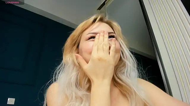 Xiao Mei  online show from 11, 12, 2024