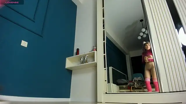 Xiao Mei  online show from 23, 12, 2024