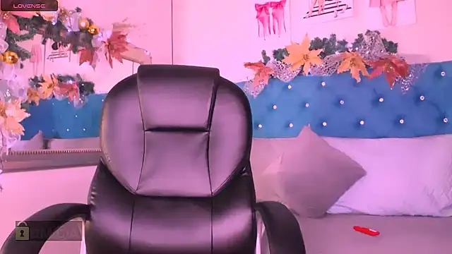 Snapshot of ASHLIE_DIXON1 chatting on 7, 12, 2024 ASHLIE DIXON1 online show from 7, 12, 2024