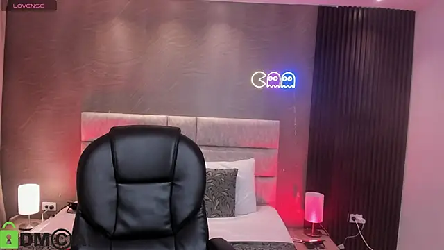 Snapshot of ASHLIE_DIXON1 chatting on 13, 11, 2025 ASHLIE DIXON1 online show from 13, 11, 2025