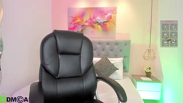 Snapshot of ASHLIE_DIXON1 chatting on 24, 11, 2025 ASHLIE DIXON1 online show from 24, 11, 2025