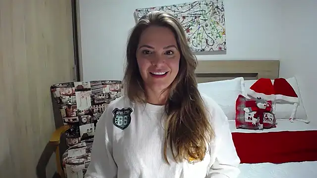 Snapshot of ParisW chatting on 10, 12, 2024 ParisW online show from 10, 12, 2024