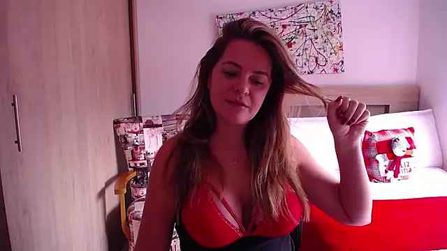 Snapshot of ParisW chatting on 13, 12, 2024 ParisW online show from 13, 12, 2024