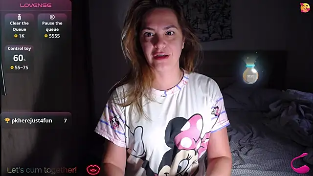 Snapshot of ParisW chatting on 9, 9, 2025 ParisW online show from 9, 9, 2025