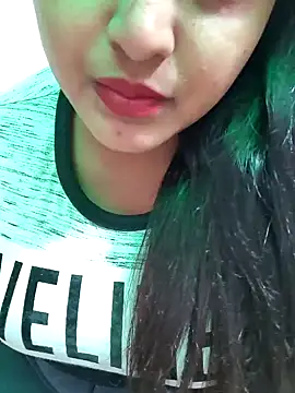 Snapshot of Ayesha_mahi chatting on 3, 12, 2024 Ayesha mahi online show from 3, 12, 2024