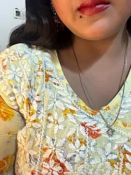 Snapshot of Ayesha_mahi chatting on 18, 9, 2025 Ayesha mahi online show from 18, 9, 2025