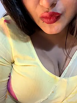 Snapshot of Ayesha_mahi chatting on 10, 10, 2025 Ayesha mahi online show from 10, 10, 2025