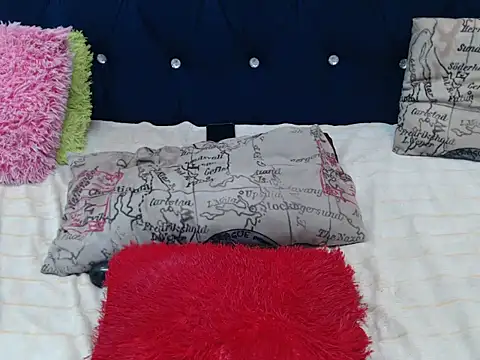 Snapshot of roseendoo1 chatting on 3, 2, 2025 roseendoo1 online show from 3, 2, 2025