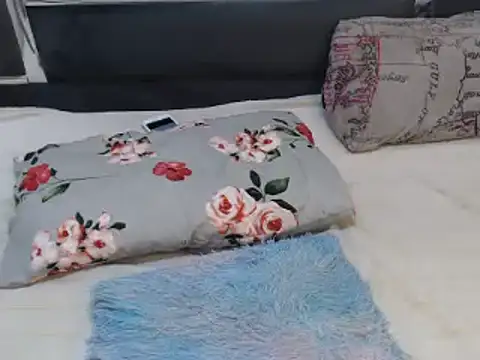 Snapshot of roseendoo1 chatting on 16, 9, 2025 roseendoo1 online show from 16, 9, 2025