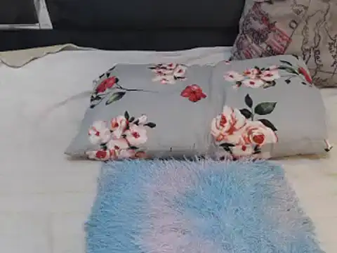 Snapshot of roseendoo1 chatting on 23, 9, 2025 roseendoo1 online show from 23, 9, 2025