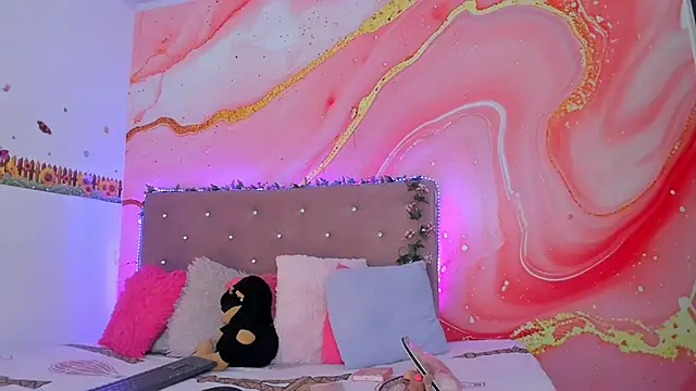 Daisy  rose online show from 31, 1, 2025