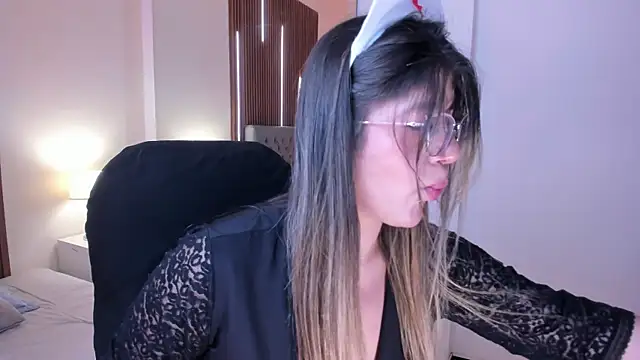 Snapshot of SEXMILLA_ chatting on 29, 9, 2025 SEXMILLA online show from 29, 9, 2025