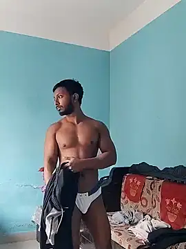 Snapshot of HunkyAriyan chatting on 5, 2, 2025 HunkyAriyan online show from 5, 2, 2025