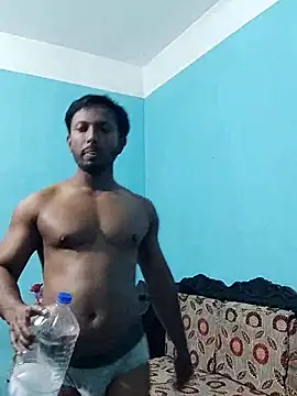 Snapshot of HunkyAriyan chatting on 8, 3, 2025 HunkyAriyan online show from 8, 3, 2025