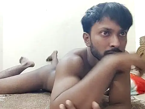 Snapshot of HunkyAriyan chatting on 14, 11, 2025 HunkyAriyan online show from 14, 11, 2025