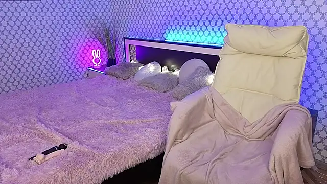 Sunny Sweety online show from 18, 11, 2025