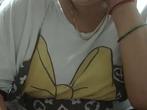 Snapshot of bhabhi_jaan11 chatting on 12, 11, 2025 bhabhi jaan11 online show from 12, 11, 2025