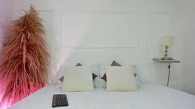  ashleymiller online show from 7, 1, 2025