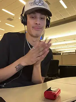 Snapshot of ppahcket chatting on 12, 1, 2025 ppahcket online show from 12, 1, 2025