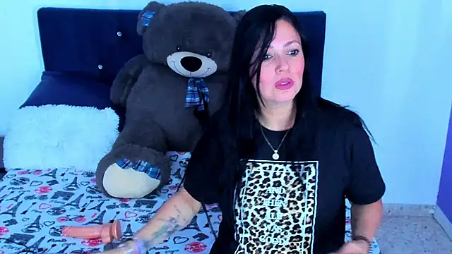 FelinaJohnson online show from 21, 1, 2025