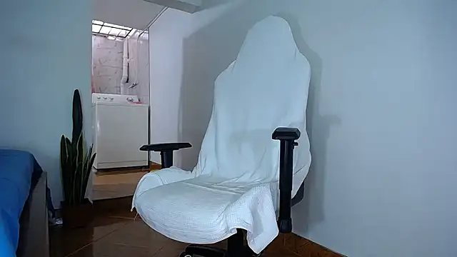 diamond black00 online show from 25, 1, 2025