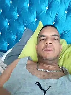 latinmartin73 online show from 11, 1, 2025