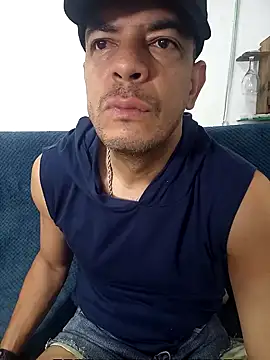 latinmartin73 online show from 1, 3, 2025