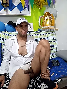 latinmartin73 online show from 5, 10, 2025