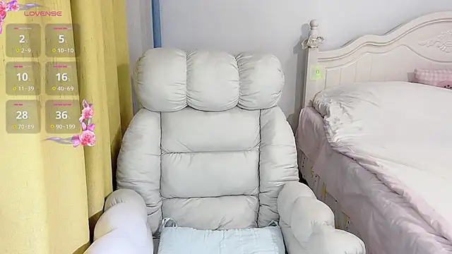 Caitlyn   online show from 22, 10, 2025