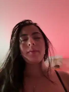 Snapshot of DakotaShelby chatting on 8, 3, 2026 DakotaShelby online show from 8, 3, 2026