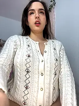 Snapshot of tatianaAlvarez1 chatting on 12, 11, 2025 tatianaAlvarez1 online show from 12, 11, 2025