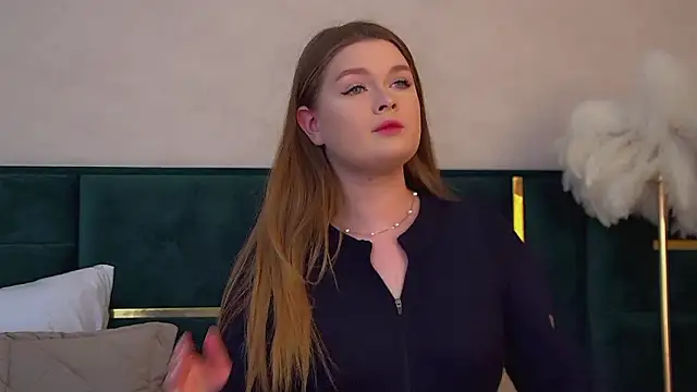 CrystalLyons online show from 2, 2, 2026