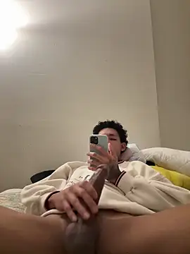 estrellaalvear online show from 10, 11, 2025